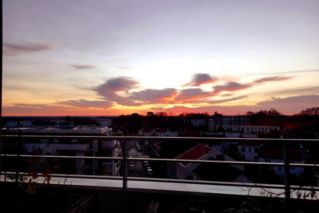 Appartement Le Nid : Rooftop Moderne Surplombant La *
